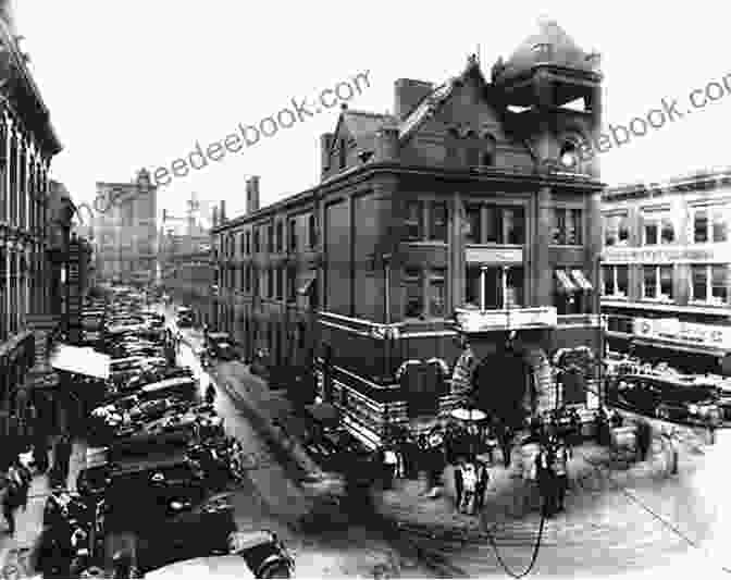 Aerial View Of Market Square, Knoxville, With Its Historic Buildings And Bustling Crowd A Walking Tour Of Knoxville Tennessee (Look Up America Series)