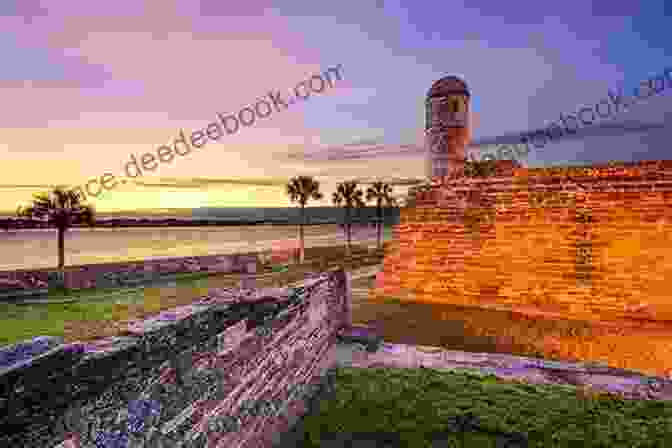 Castillo De San Marcos, St. Augustine, Florida Classic American Road Trips: Walking Tours Of Towns Along The Old Spanish Auto Trail (Look Up America Series)